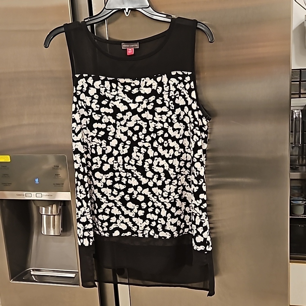 💕VINCE CAMUTO💕 Sleeveless Mesh Panel Blouse ~ Black White Abstract Print PM